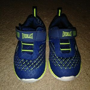 👟Kids Shoes 2/$16!